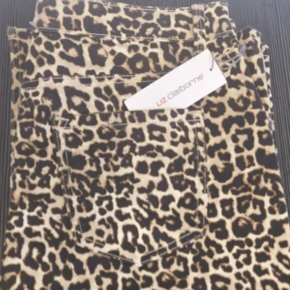 Liz Claiborne Animal Print Denim Skirt Womens Size 12 - Picture 3 of 4